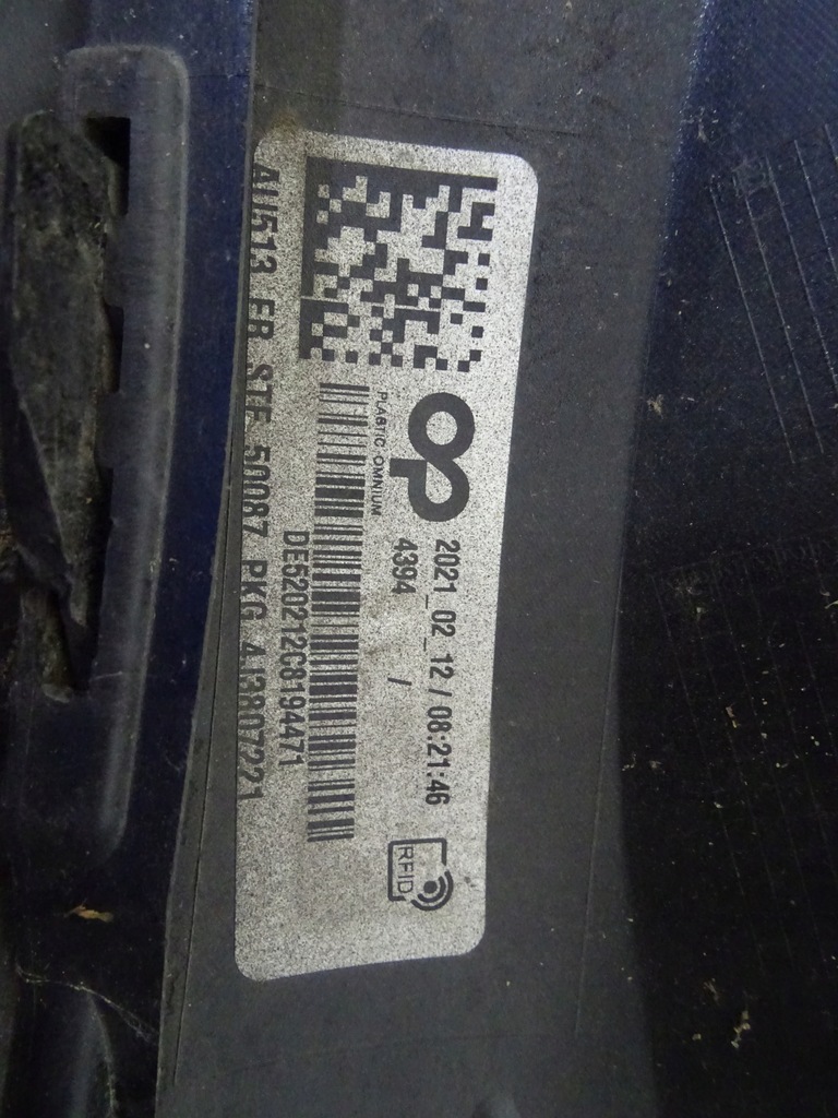 фото №14, Audi gt rs e-tron 4j3 бампер перед оригинал 4j3807221 llu