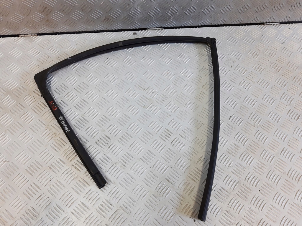 фото №1, Nissan micra k14 прокладка двері правий задня