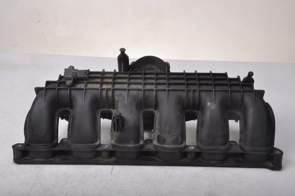 фото №1, Bmw e88 3.0 колектор всмоктуючий 7564678