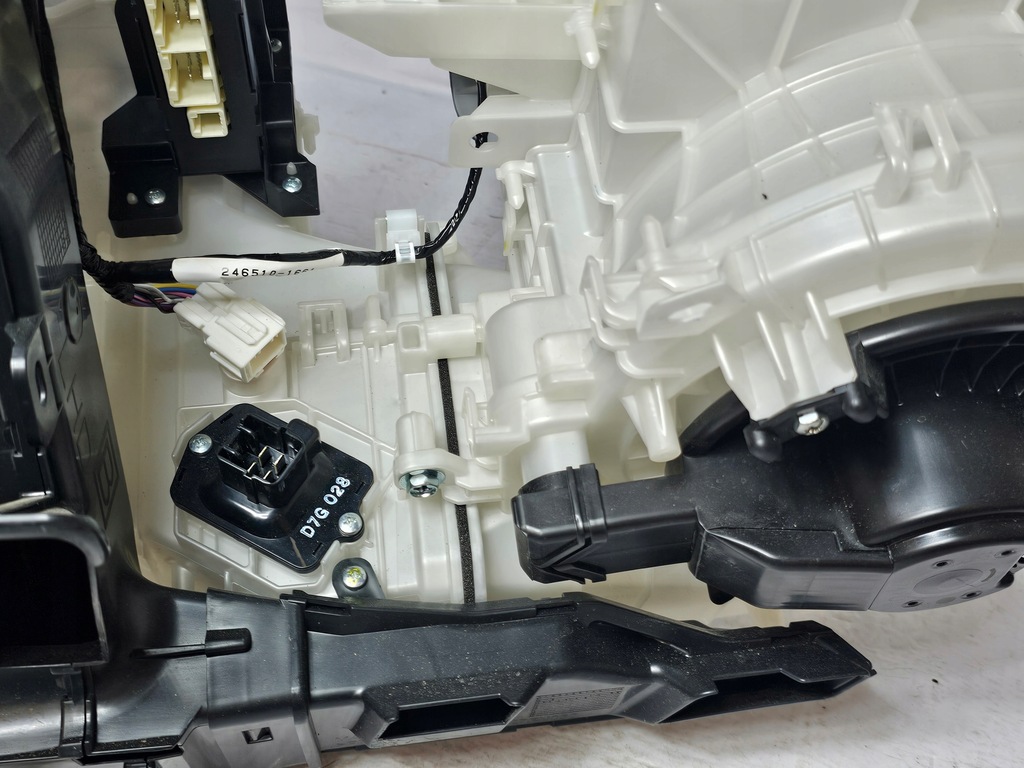 фото №13, Subaru crosstrek xv 22- отопитель 72100fn100 usa