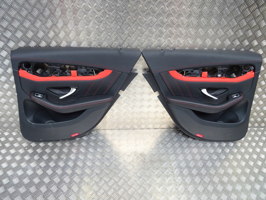 фото №10, Mercedes glc amg сиденья заднее сиденье салон m162