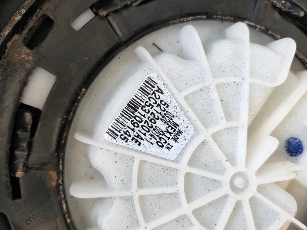 фото №6, Dodge nitro 07-12 4.0 v6 бак пального bak насос 52129201ae комплект оригінальний номер