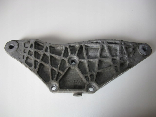 фото №1, Кронштейн кронштейн мост audi a4 b6