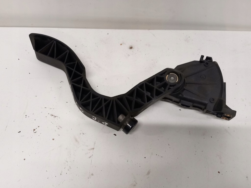 фото №4, Педаль газу audi a6