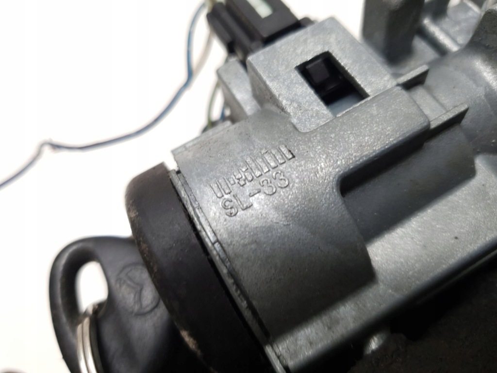 фото №5, Замок зажигания вкладка mazda premacy