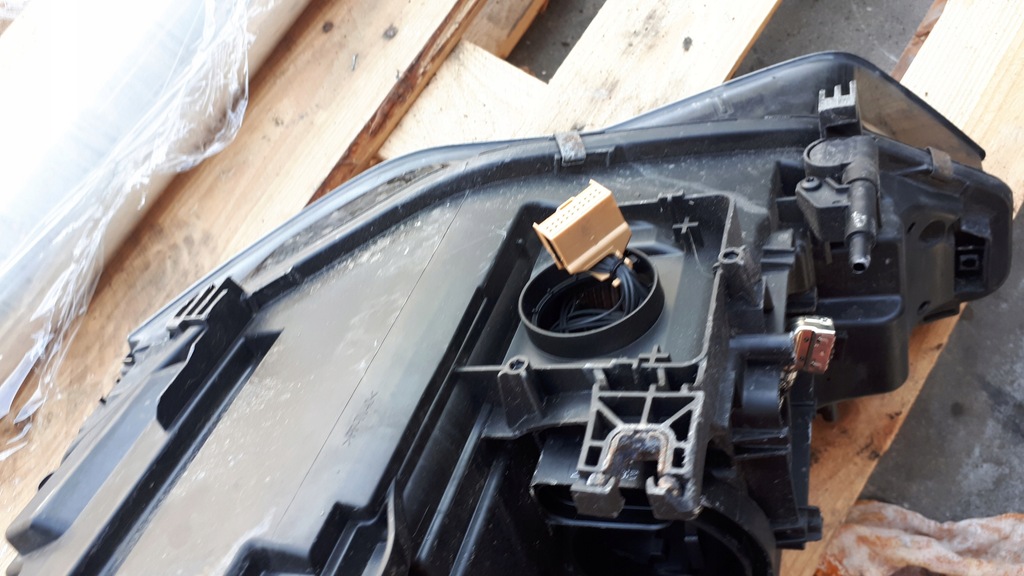 фото №11, A5 8t lift лампа правая правый перед ксенон uk