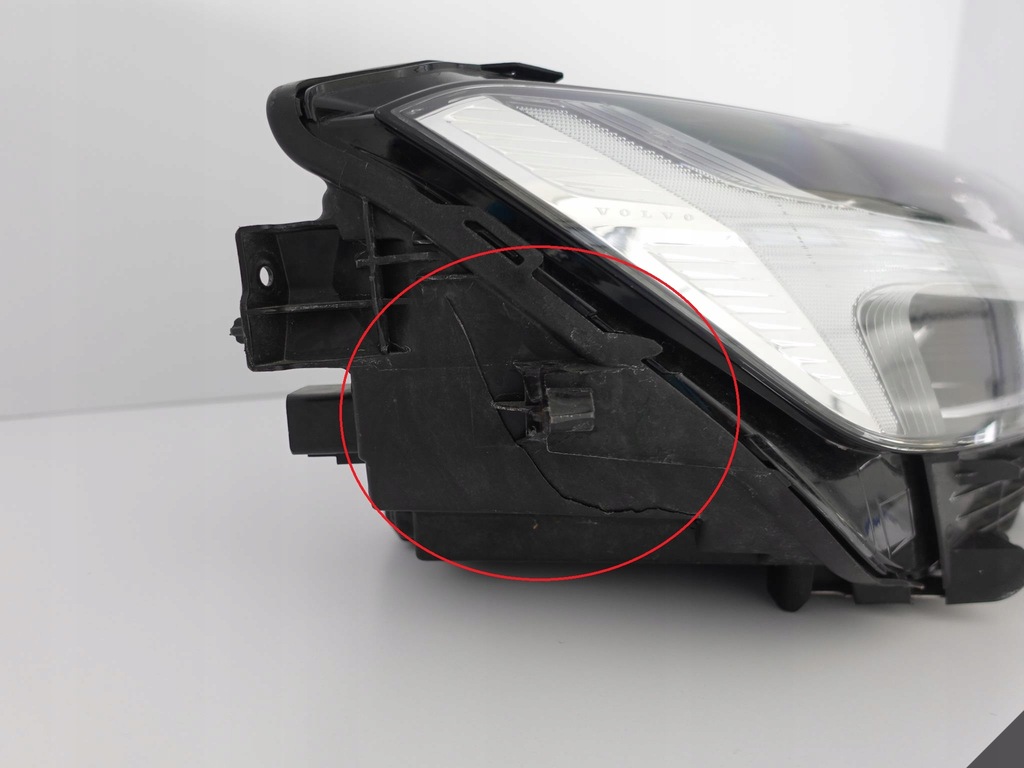 фото №3, Volvo xc60 ii 2 17- лампа full led система правая eu