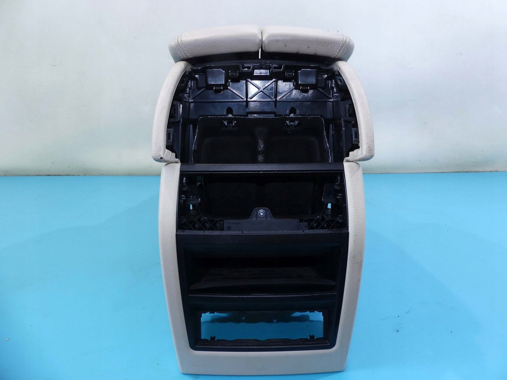 фото №13, Подлокотник туннель bmw x5 f15 europa