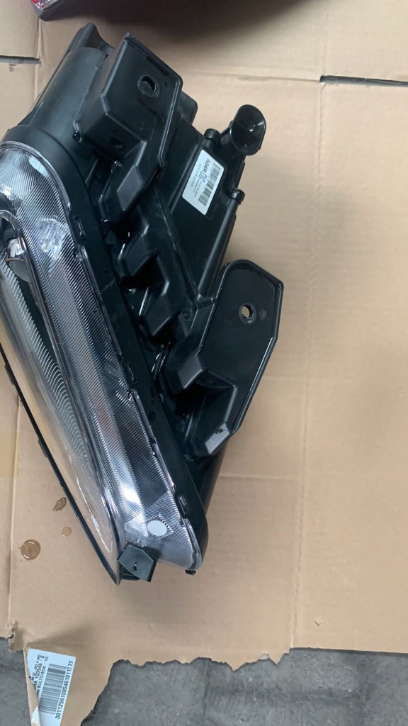 фото №2, Hyundai kona 2018- full led лампа правая