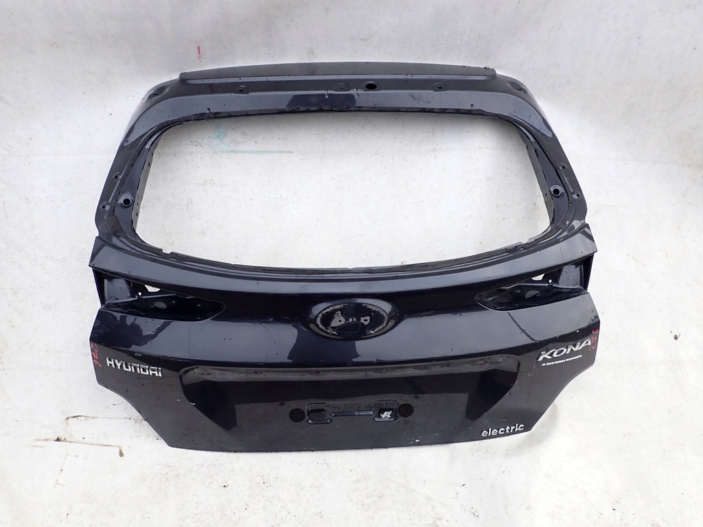 фото №1, Hyundai kona 17- крышка багажника багажника