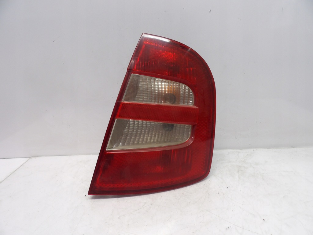 фото №1, Лампа права задня skoda fabia