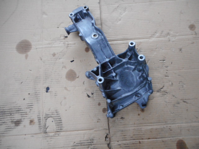 Купить Mercedes w205 кронштейн крепёжная двигателя a6512340239 fv