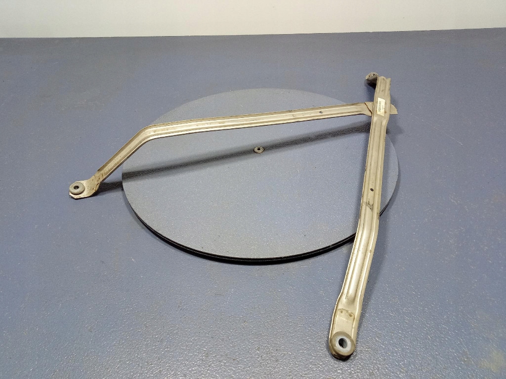 Купити Bmw x7 g07 хомут бака пального ліва 7468282