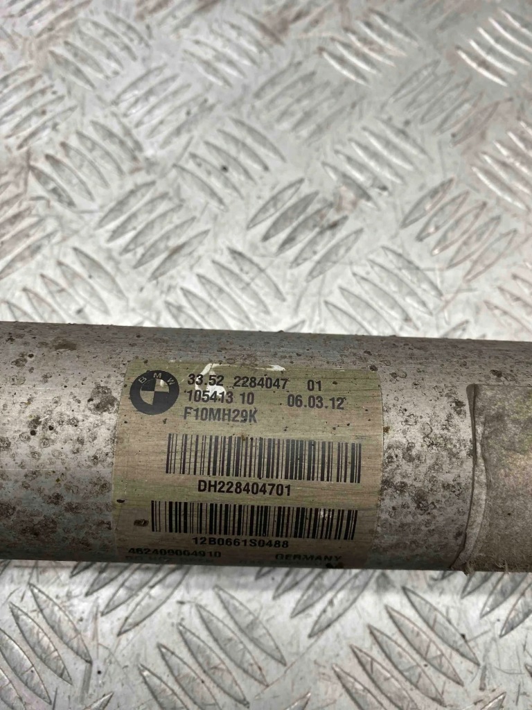 Купити Амортизатор задній правий bmw 5 f10 2284047 4.4l бензиновий 412kw 2012