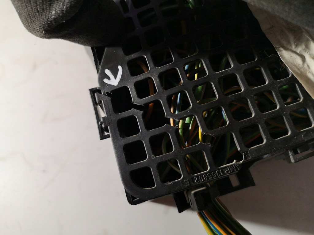 фото №6, Коробка предохранителей ford fiesta 4s5t14401ke