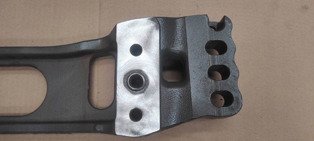 фото №8, Scania ngs балка кронштейн коробки передач