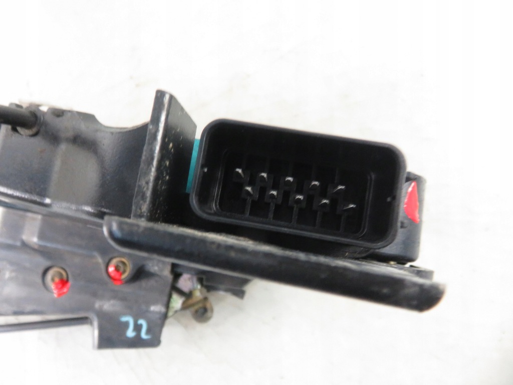 фото №7, Замок правий передній volvo v50 mw 30663953