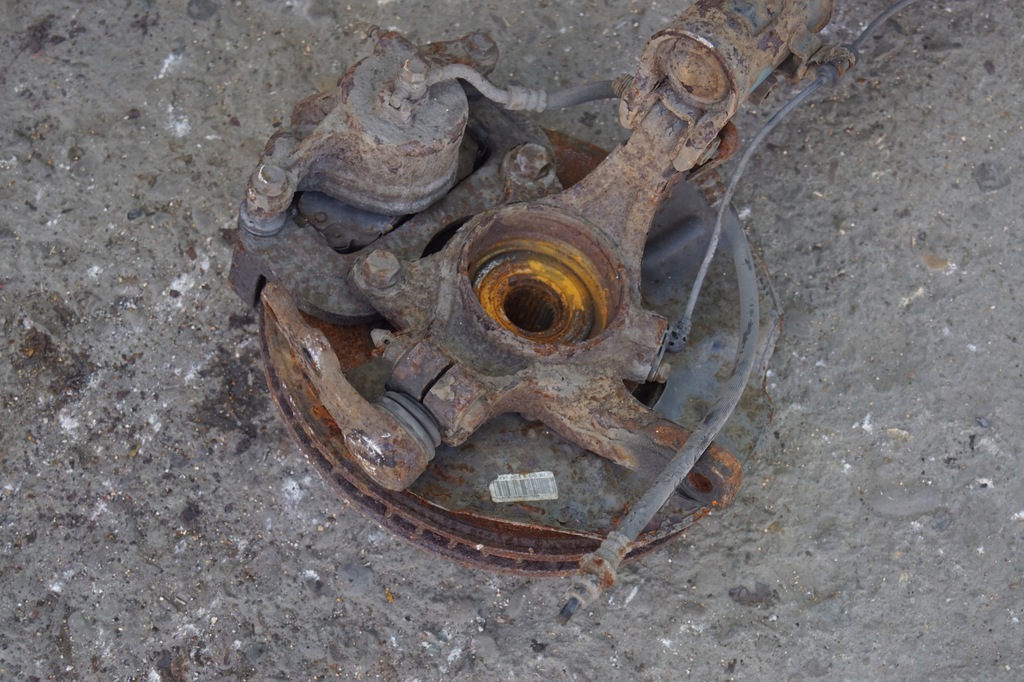 фото №8, Поворотный кулак амортизатор правый перед hyundai ix35 1.7