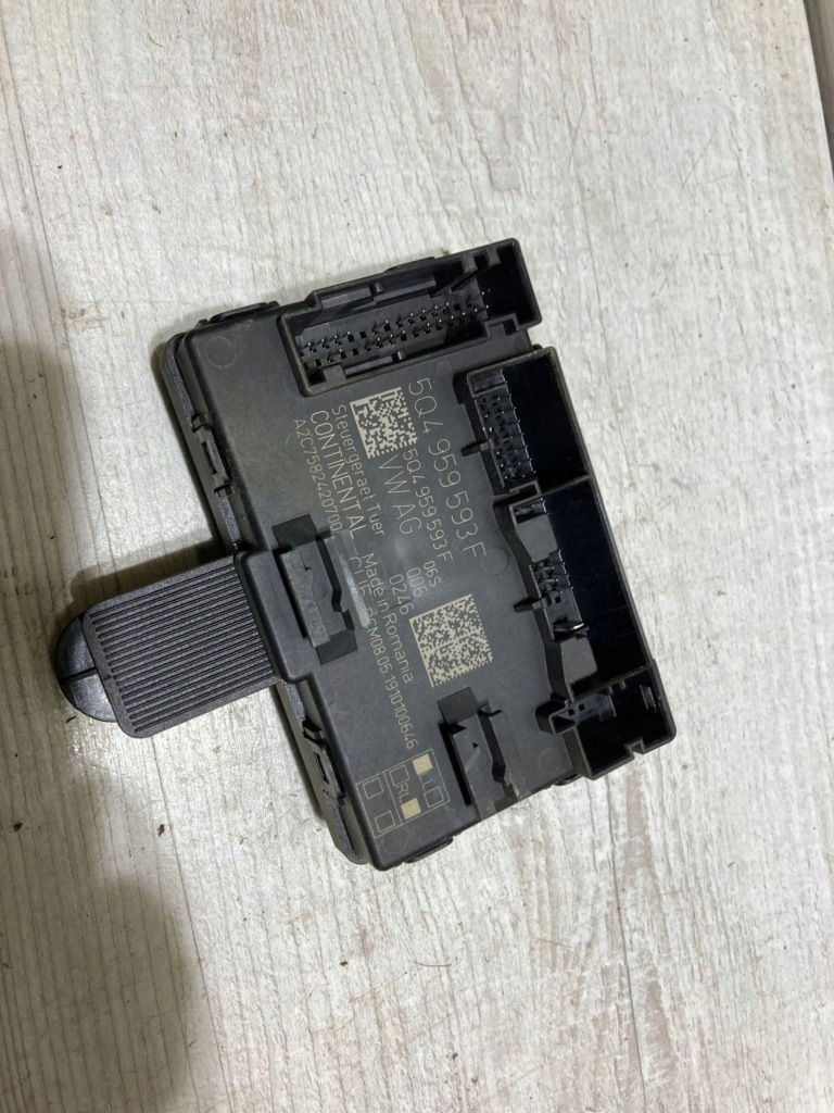 фото №1, Skoda octavia mk3 iii 5e 2019 модуль двері