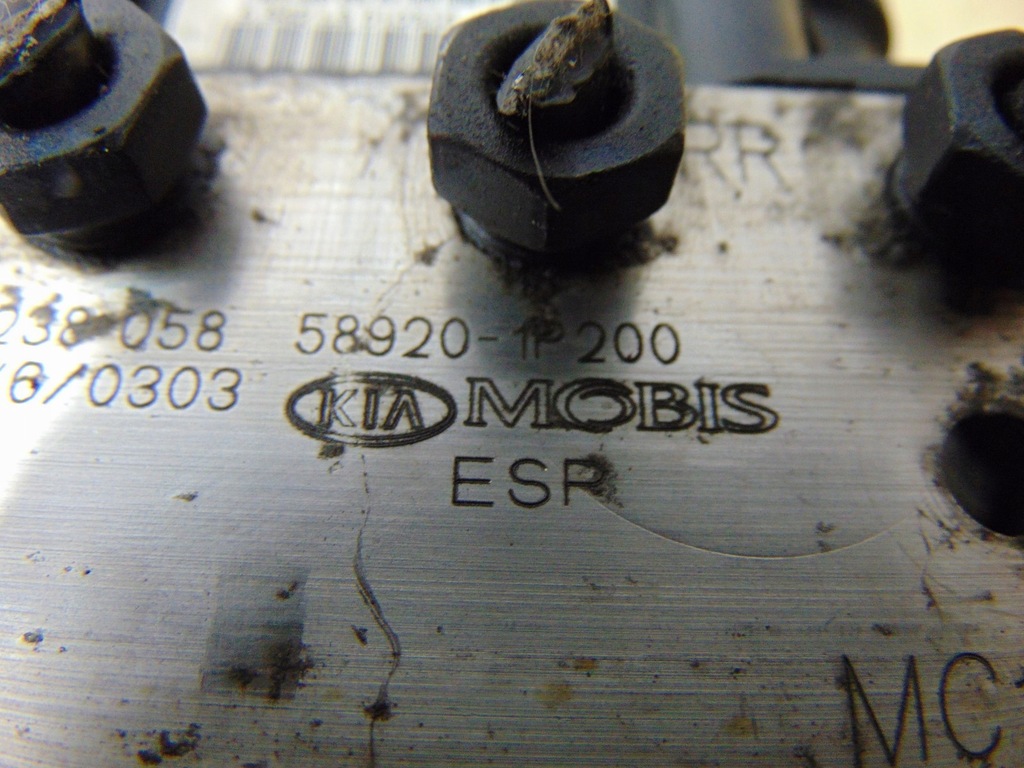 фото №13, Насос abs kia venga 1.4 crdi 58920-1p200