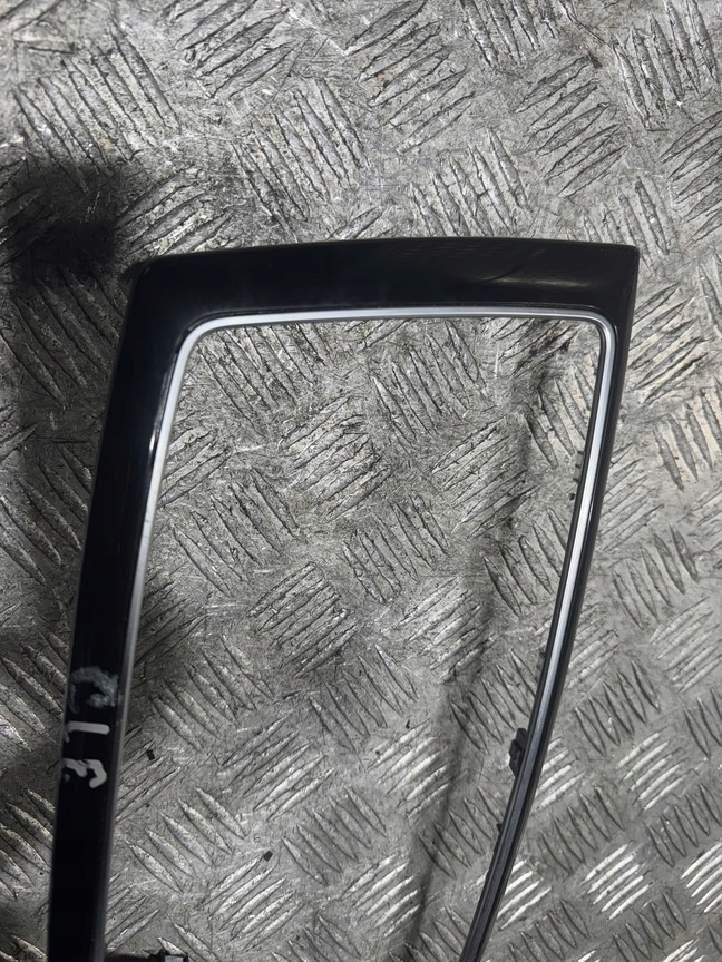 Dekor консолі молдинг рамка mercedes gle gls x166 166 a1666802417 w292 Оригінал