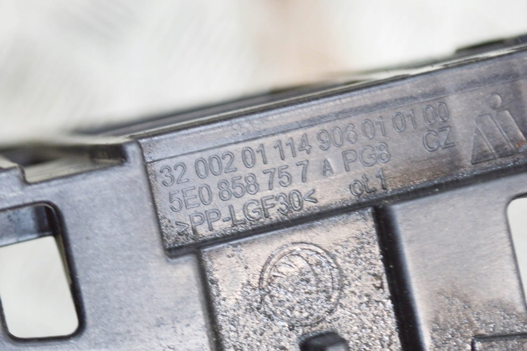 фото №7, Skoda octavia mk3 combi 5e панель панели приборной панели 5e0858757a 2.0 дизель 1