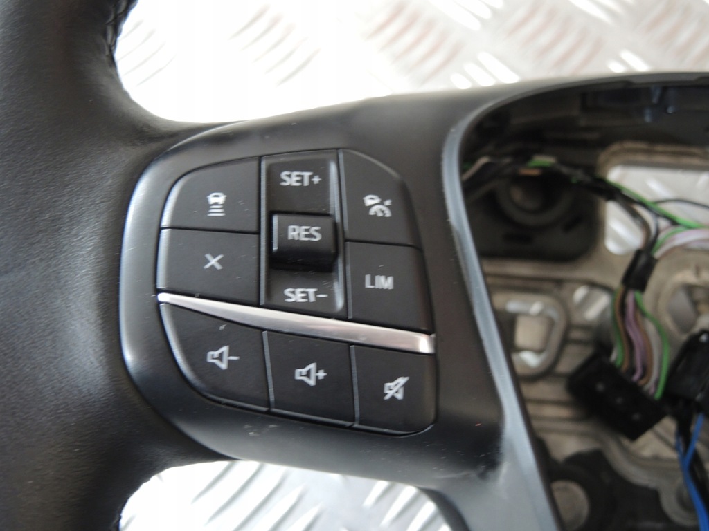 фото №5, Ford kuga mk3 повітропровід шкіра підігрів ідеальний стан