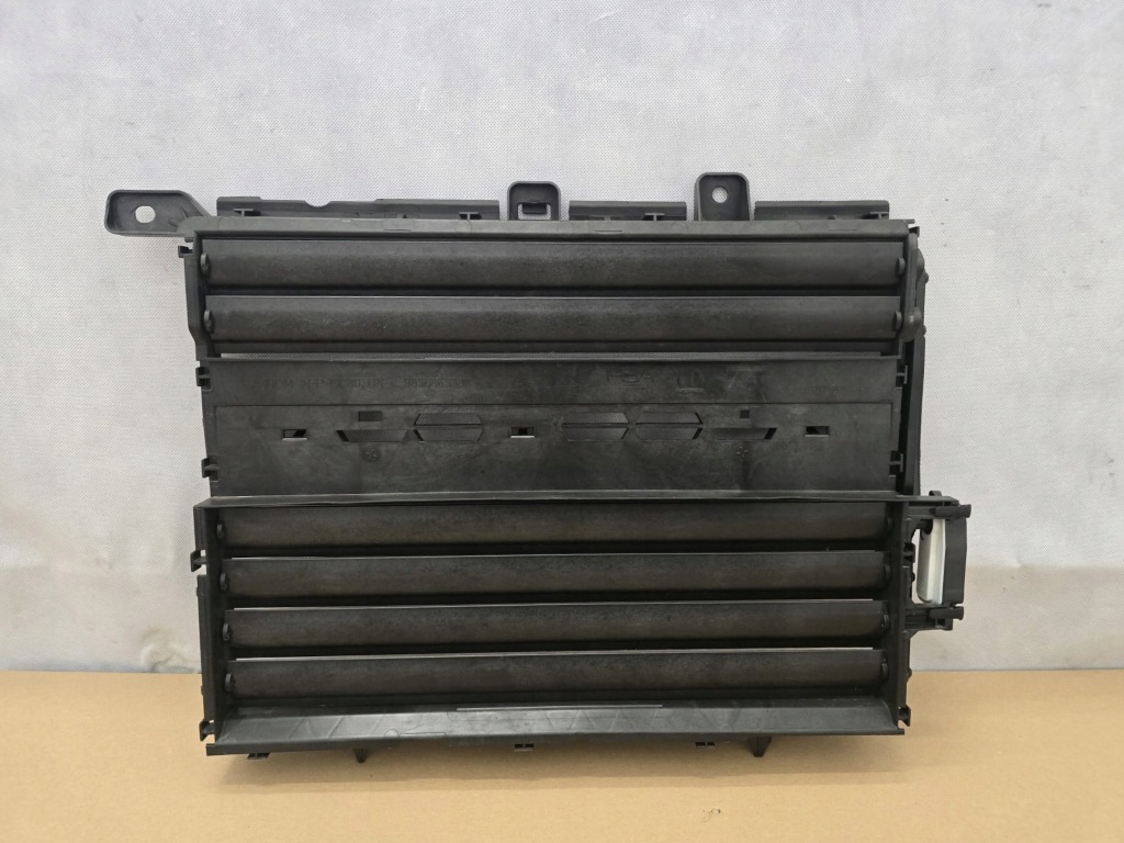 Купити Жалюзі /шторка renault opel corsa f peugeot 208 2008 19- 1138317xx