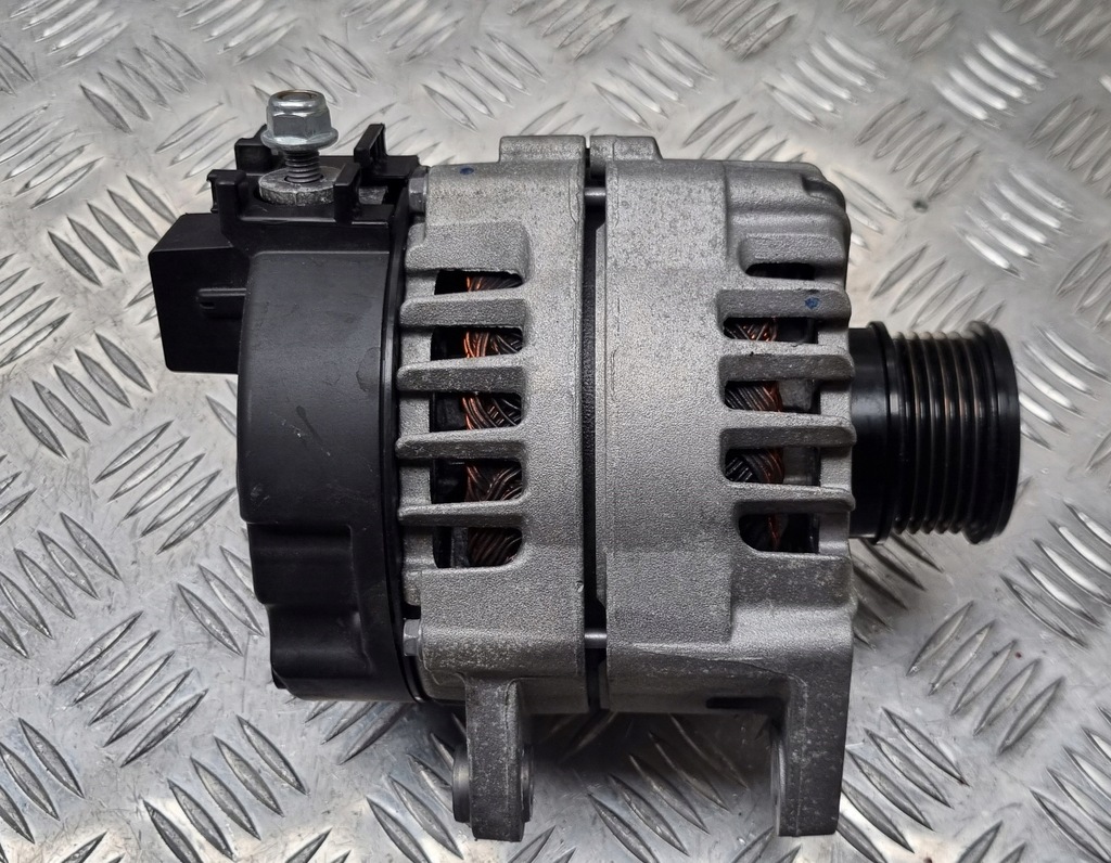 фото №1, Mercedes w205 генератор a0009069805