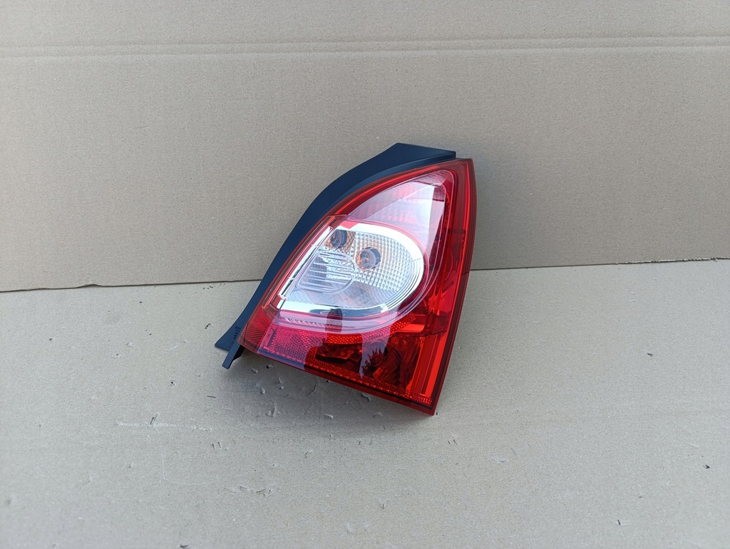 фото №1, Renault twingo ii 2 лампа правая задняя задняя idealna оригинал