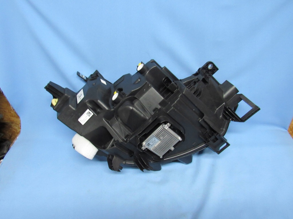 фото №12, Левая vw id.3 id3 электрик led нет клееная комплектная europa