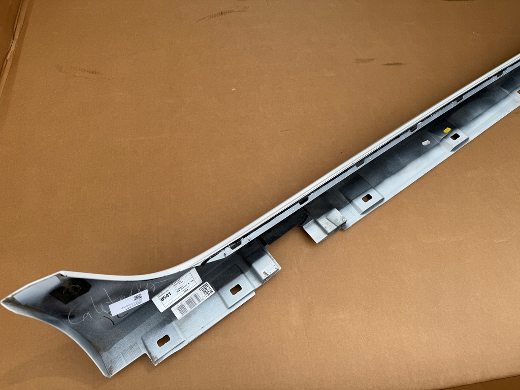 фото №5, Накладка порог 4g0853855m ls9r audi a6 s6 4g s-line lift