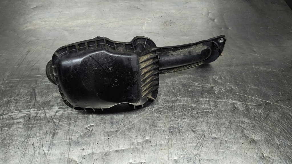 фото №1, Volvo v60 s60 ii 2.4d d5 труба резонатор повітря 30774691