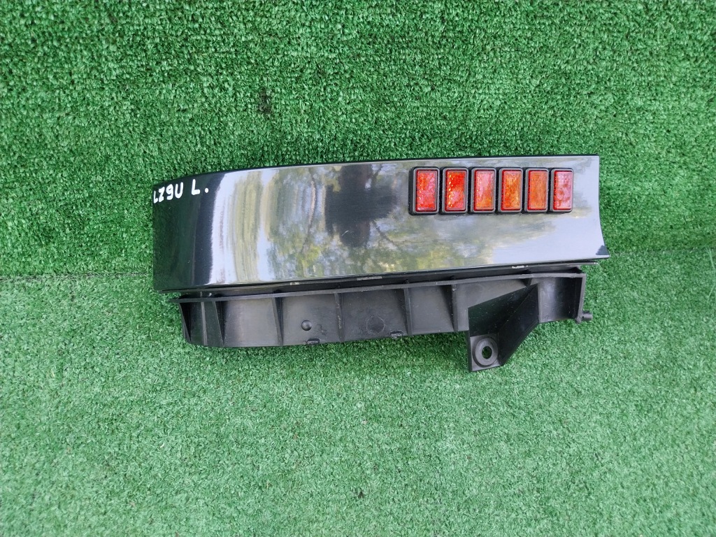 Audi a3 8l 96-03 молдинг під  фара права ліва напрямна ly3h ly9b ly7m lz9u Доставка