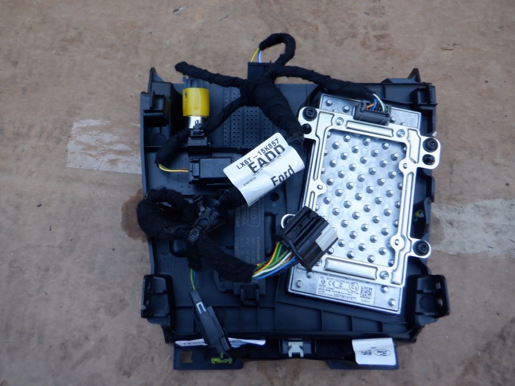 фото №1, Зарядное устройство индукционная ford kuga mk3 escape