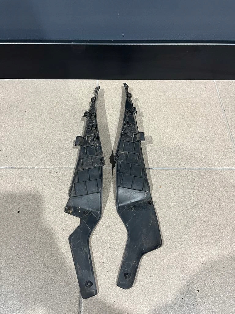 Renault kadjar уголок жабо правый левый 727616371r 727608752r в Украине