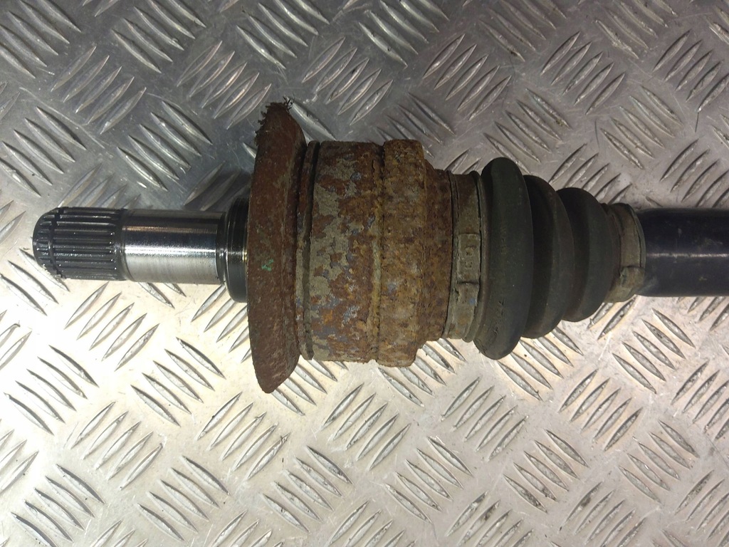 фото №8, Bmw x3 f25 2011 задняя сторона правая приводной вал задняя