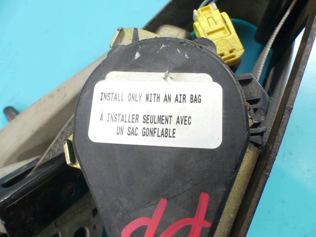 фото №3, Pas безпеки перед правий chrysler pacifica i