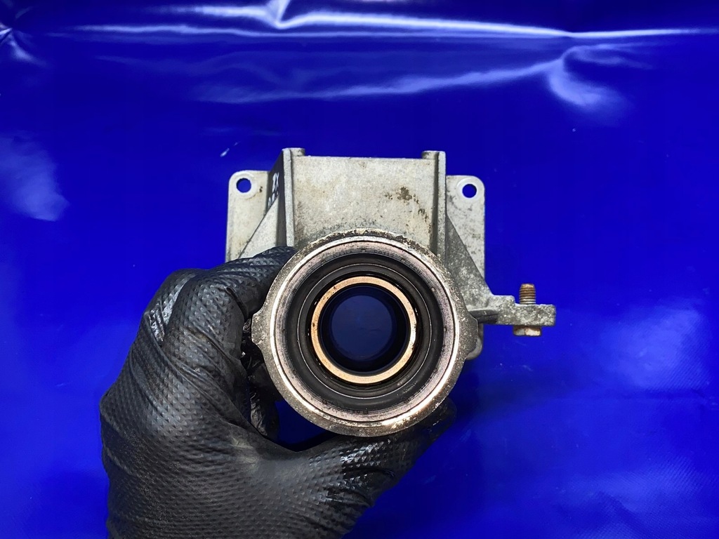 фото №6, Підпора піввісь 7527386 bmw x3 e83 e70 e71 n52 2.5 b n52b25a