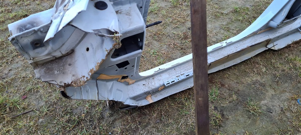 фото №11, Q3 83a блок двигателя обшивка порог порог правый правое ls9r