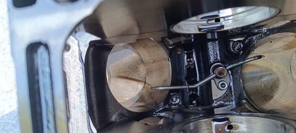 фото №9, Блок двигуна підпори вала audi a4 b8 8k a5 8t a6 c6 2.7 3.0 tdi 059103023g