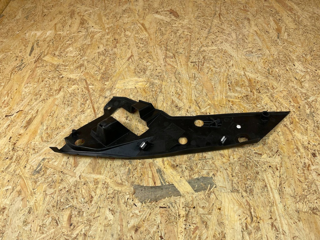 фото №7, Защита накладка лампы перед правая audi a7 4k 4k8805286 2018-