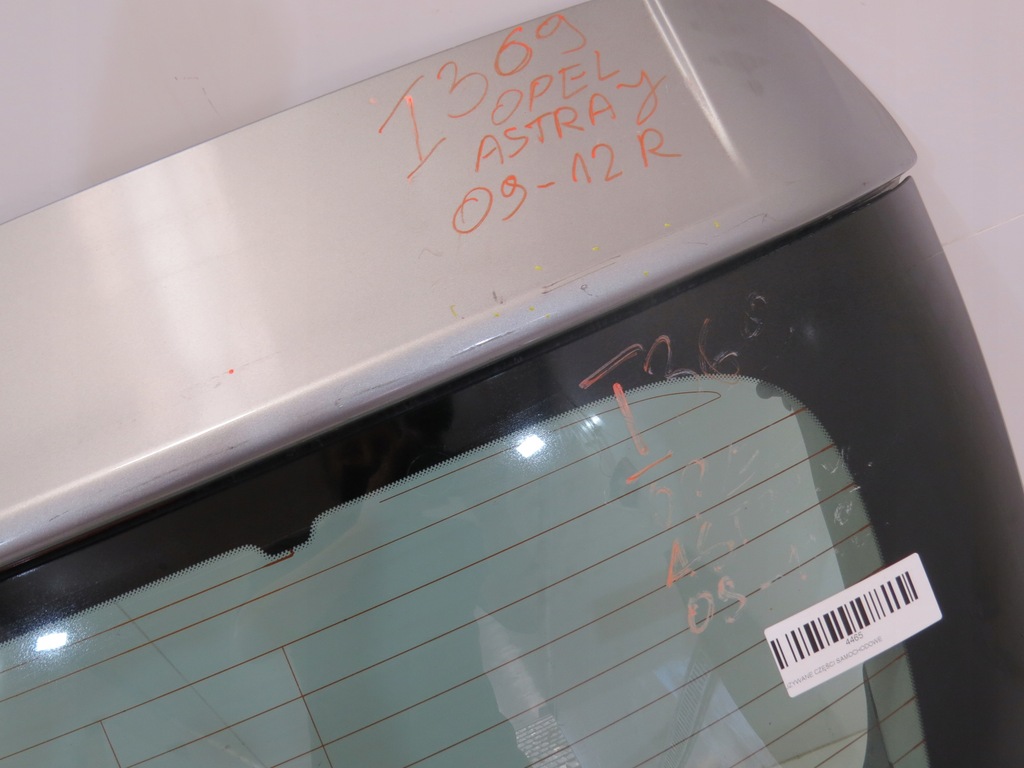 фото №10, Кришка багажника задня багажника opel astra j 09-12r #