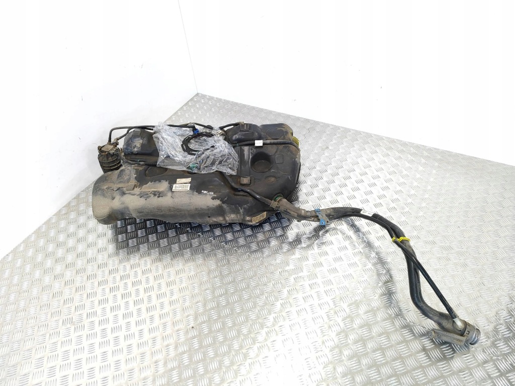 фото №1, Opel astra k 2016 бак пального