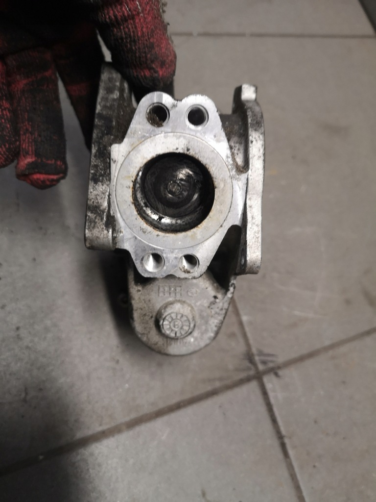 фото №4, Дросельна заслінка audi a4 b8 2.0 tdi 03l131501e