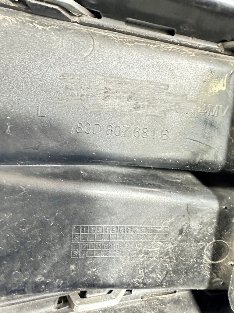 Q5 80a решётка бампера левая блеск 80d807681b с Разборки