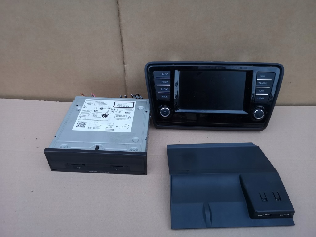 фото №1, Skoda octavia iii 12-17 радио радиопроигрыватель навигация комплект 5e0919605j