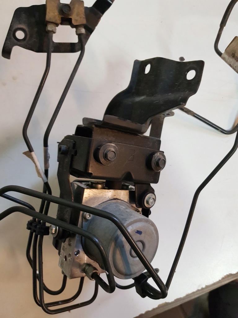 фото №4, Nissan leaf ii 2 насос abs