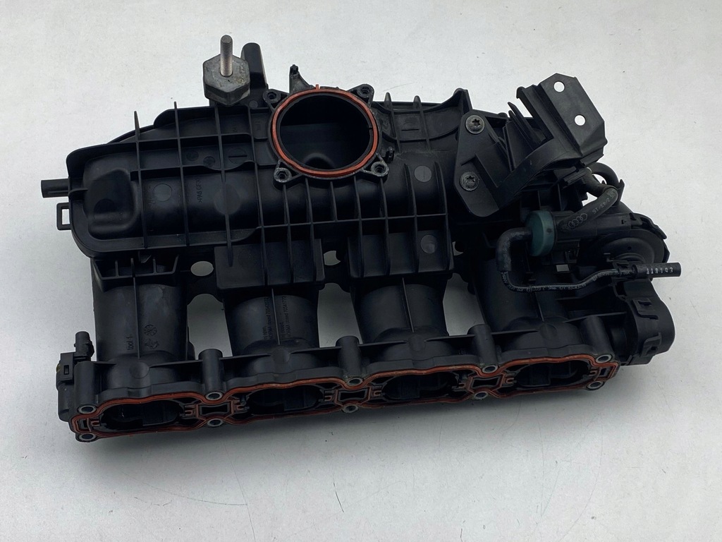 фото №1, 2016 audi a3 s3 8v коллектор всасывающий 06l133201m