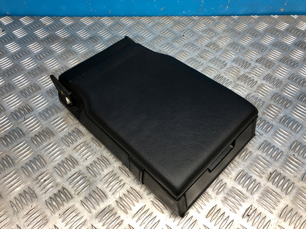 фото №1, Mercedes ml w164 підлокітник задня задній сидіння